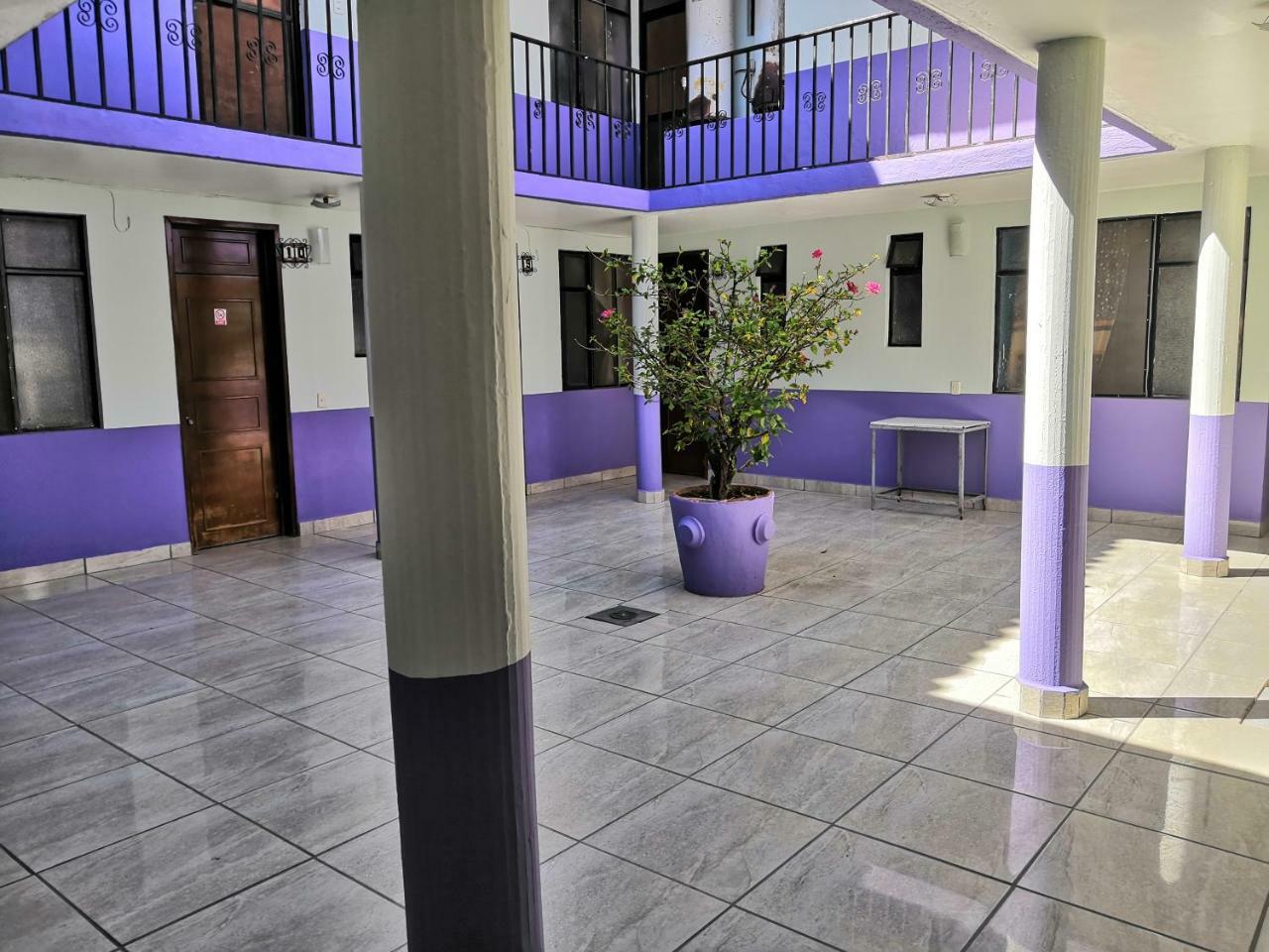 Hotel Los Arcos Penjamo ภายนอก รูปภาพ