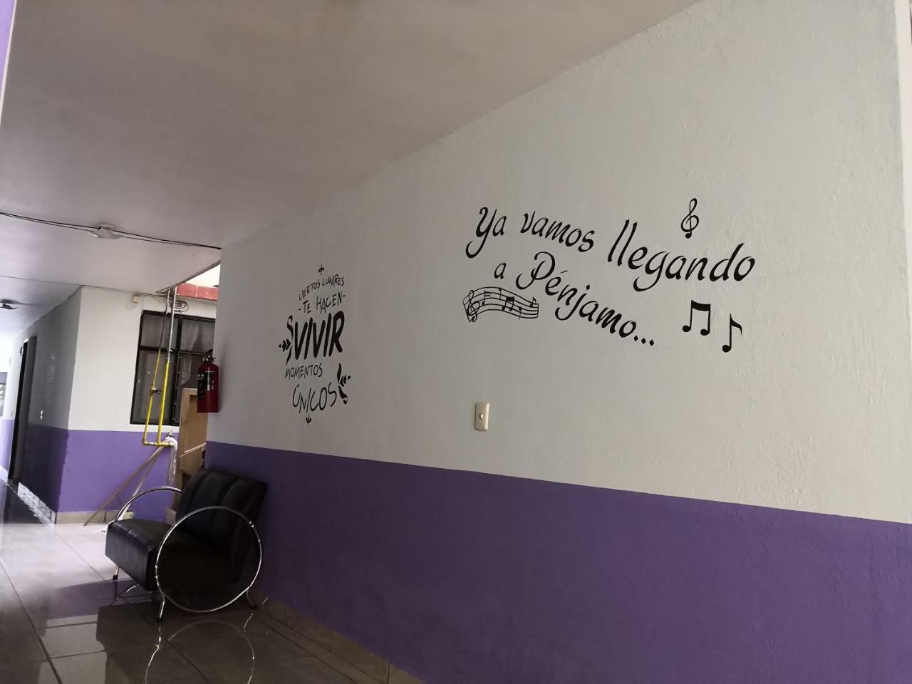 Hotel Los Arcos Penjamo ภายนอก รูปภาพ